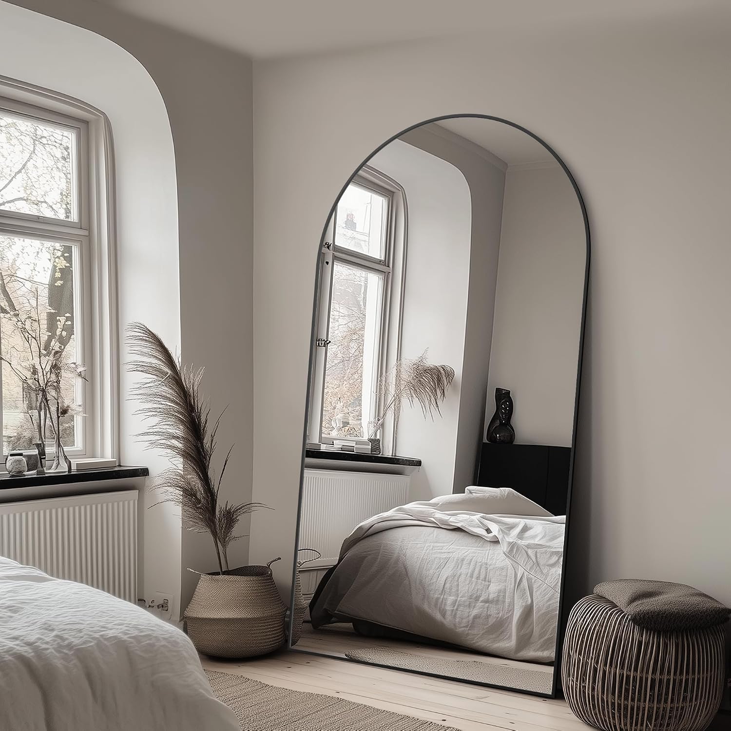 مرآة أرضية كاملة الطول سوداء ك - مراجعة Arch Mirror Leaning وسعره